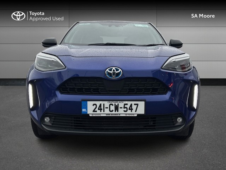 2024 Toyota Yaris Cross - image 5