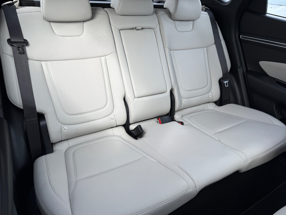2021 Hyundai Tucson - image 20