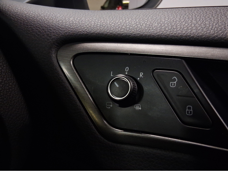 2013 Volkswagen Golf **AUTO - LOW KMS** €10,995