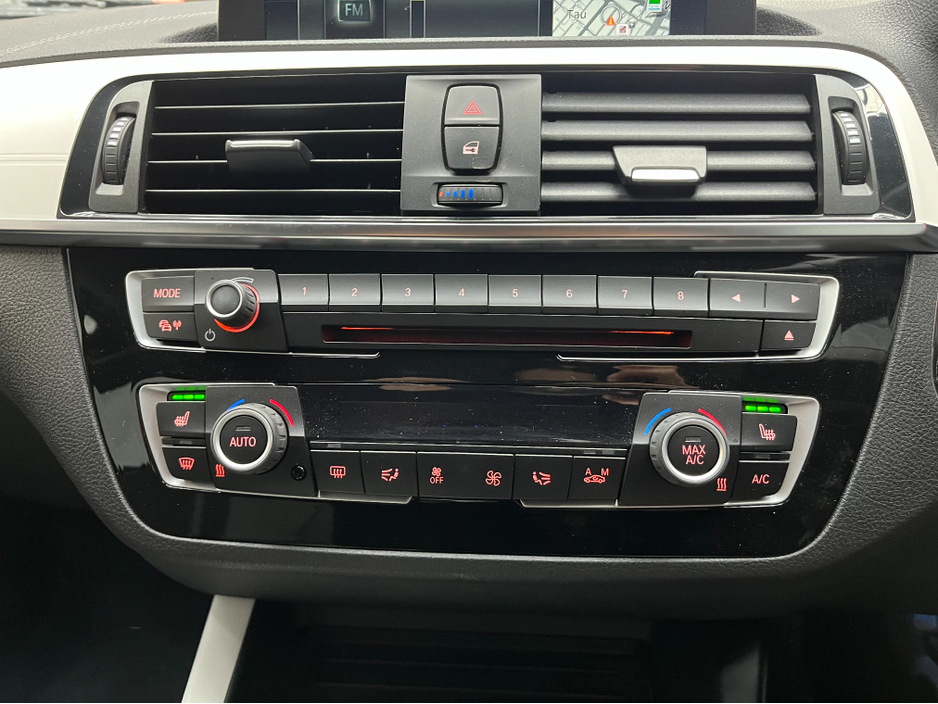 2018 BMW 1 Series - image 16