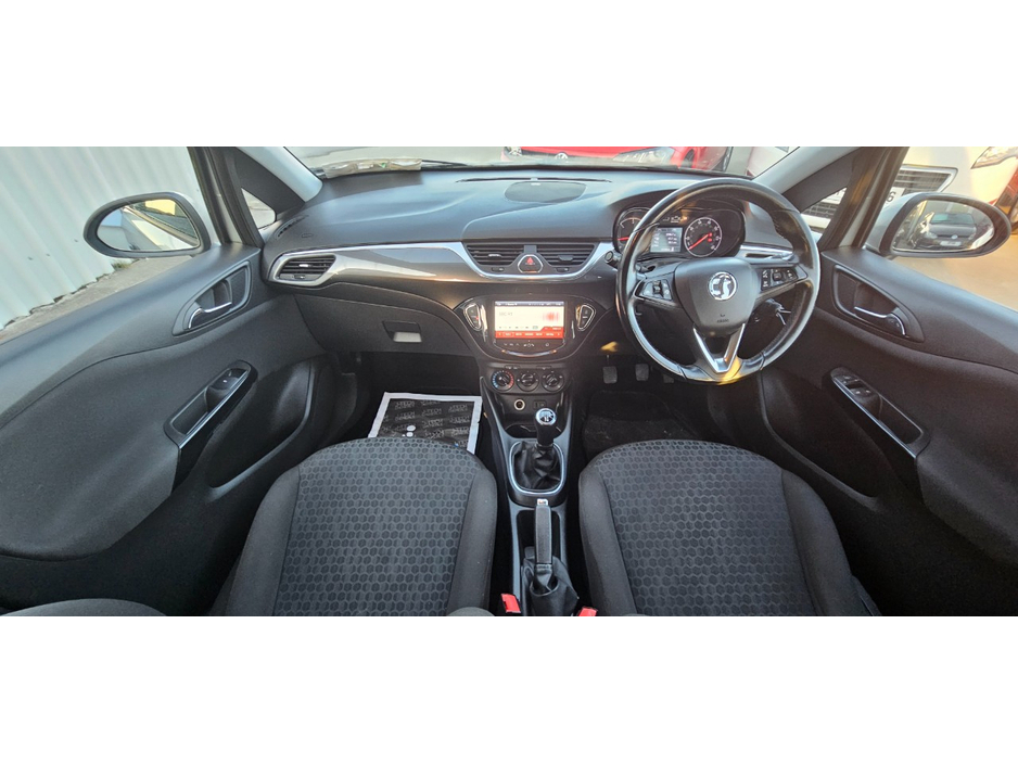 2015 Vauxhall Corsa - image 22