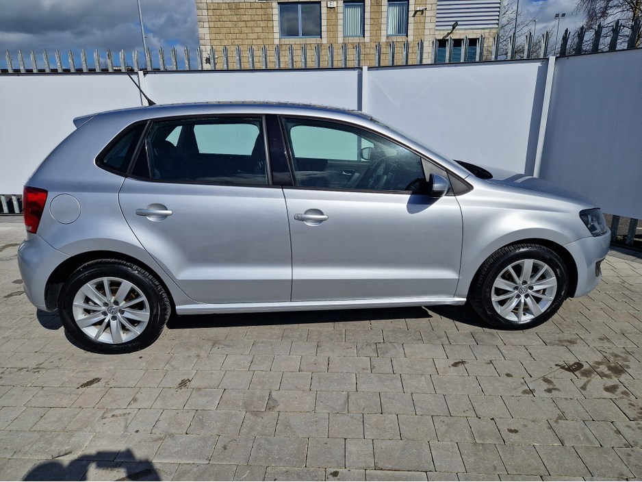2011 Volkswagen Polo - image 12