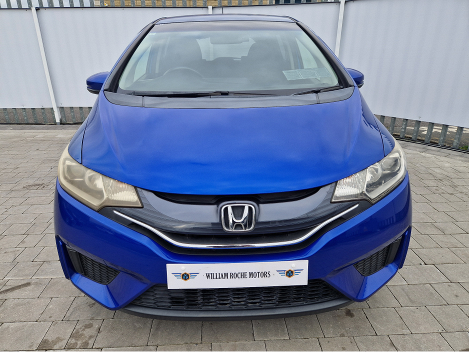 2014 Honda Fit - image 3