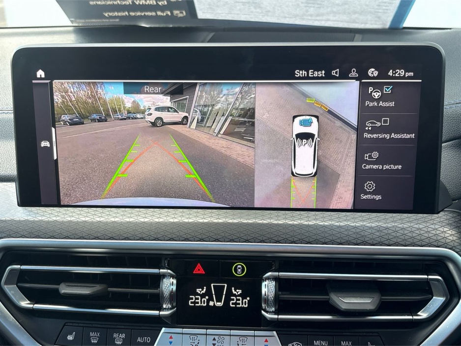 2023 BMW iX3 - image 9