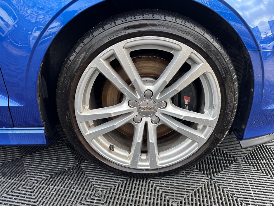 2014 Audi S3 - image 3