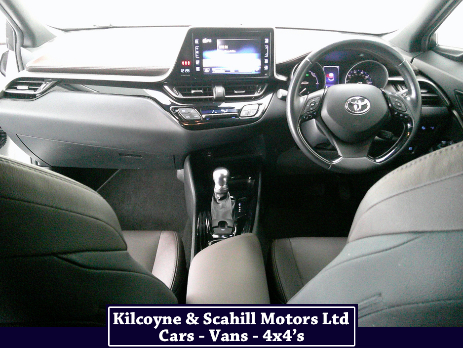 2017 Toyota C-HR - image 15