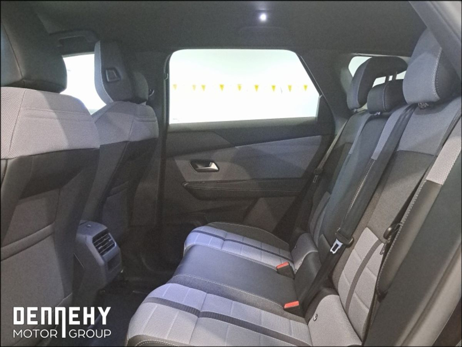 2026 Opel Grandland - image 13