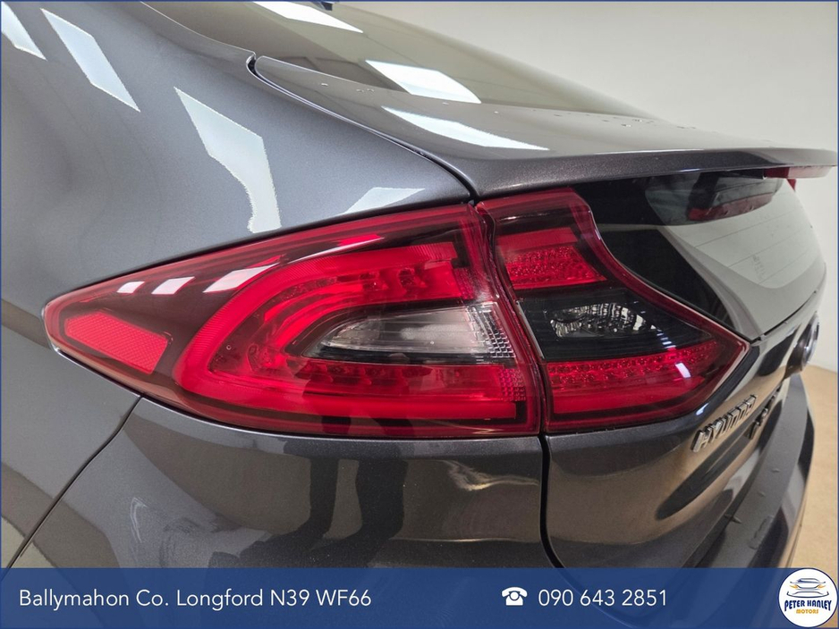 2019 Hyundai Ioniq - image 27