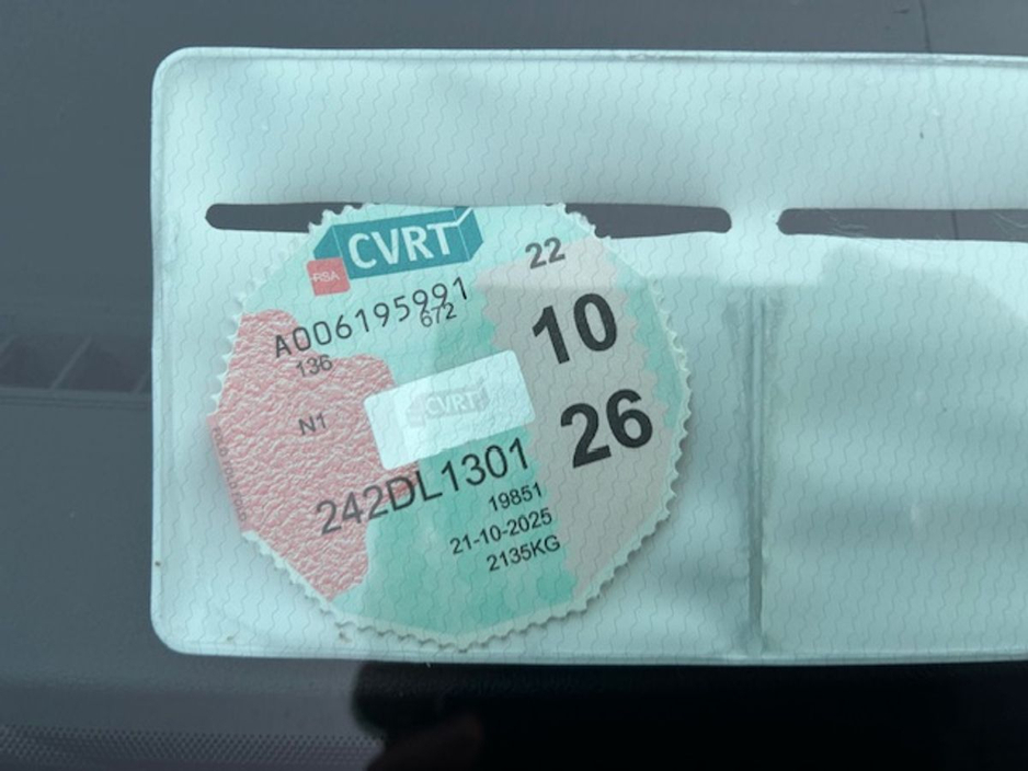 2024 Ford Transit Courier - image 8