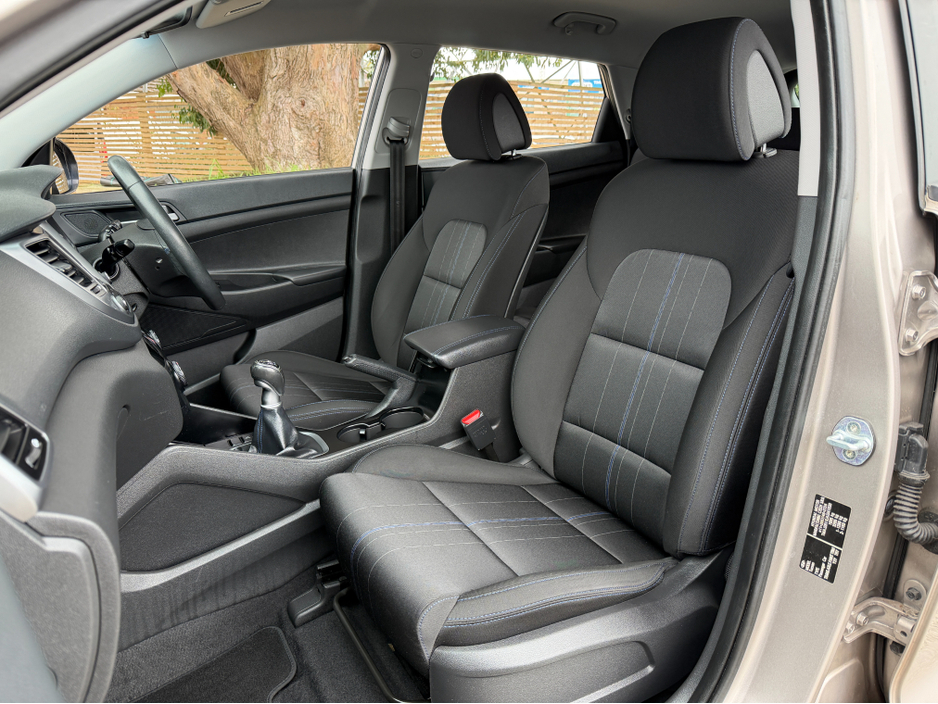 2017 Hyundai Tucson - image 27