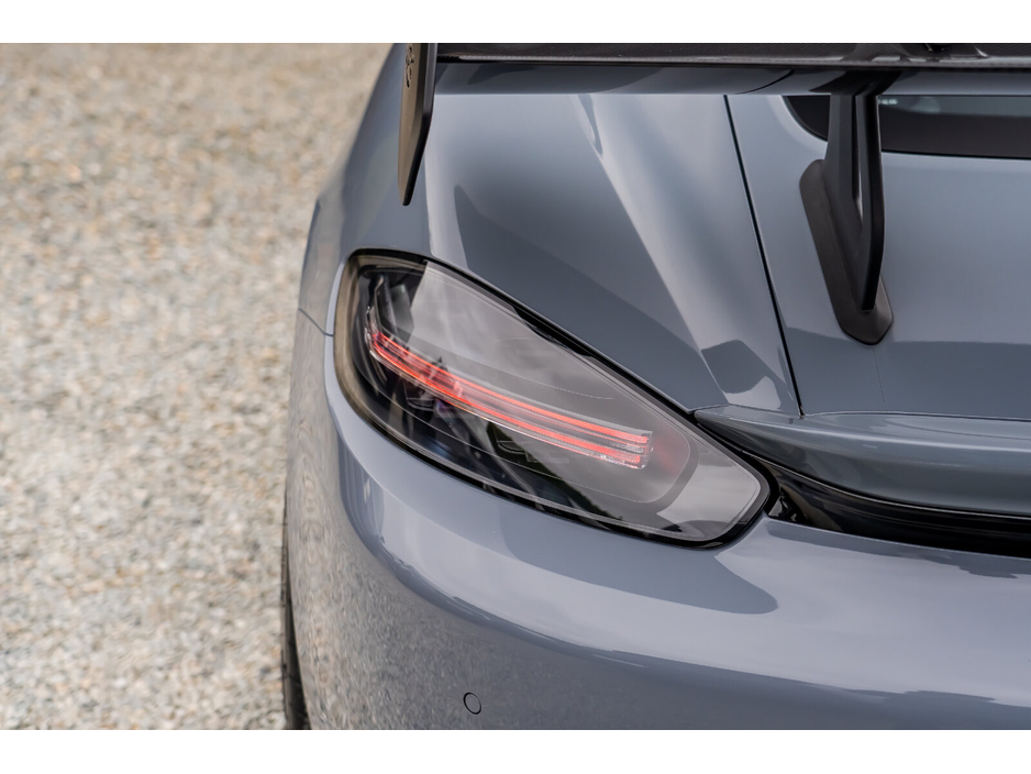 2023 Porsche 718 - image 14