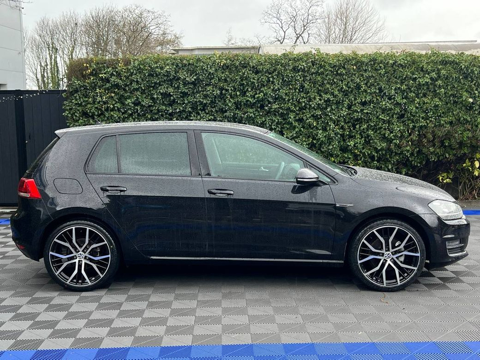 2016 Volkswagen Golf HIGHLINE R-LINE PACK 1.4 TSI AUTO // FULL SERVICE HISTORY // LOW MILEAGE // REVERSE CAMERA €16,900