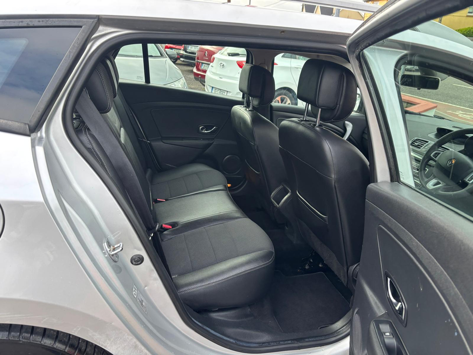 2019 Suzuki Vitara - image 13