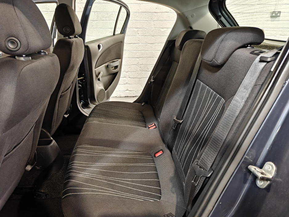 2011 Opel Corsa - image 24