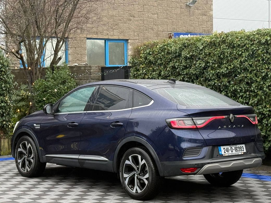 2024 Renault Arkana TECHNO E-TECH 1.6 HYBRID // VERY LOW MILEAGE // REVERSE CAMERA // AMBIENT LIGHTING €23,900