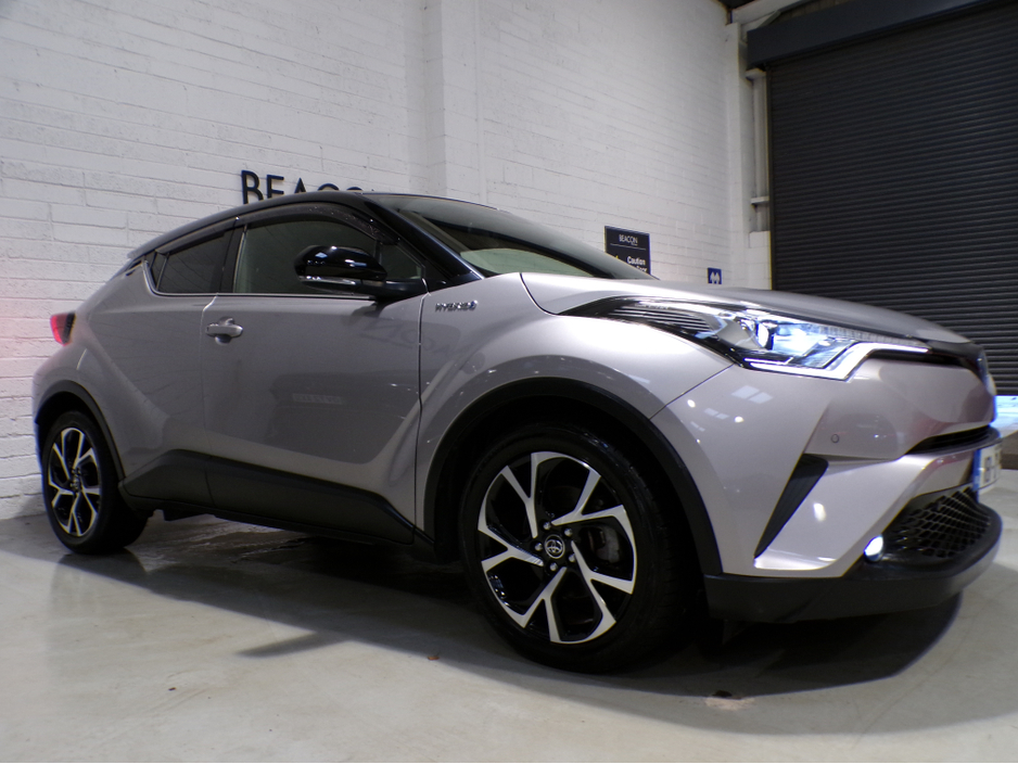 2018 Toyota C-HR 2018*32,000 MILES*HYBRID SPORT TOYOTA C-HR SELF CHARGING 1.8 AUTOMATIC*FANTASTIC CONDITION GREAT ON FUEL, POWER, COMFORT WITH A LOT OF SPACE ALL COMBINED FOR A FANTASTIC DRIVE. CAR COMES WITH FULL SAF €19,900