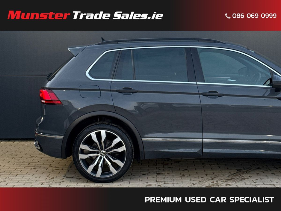 2021 Volkswagen Tiguan - image 3