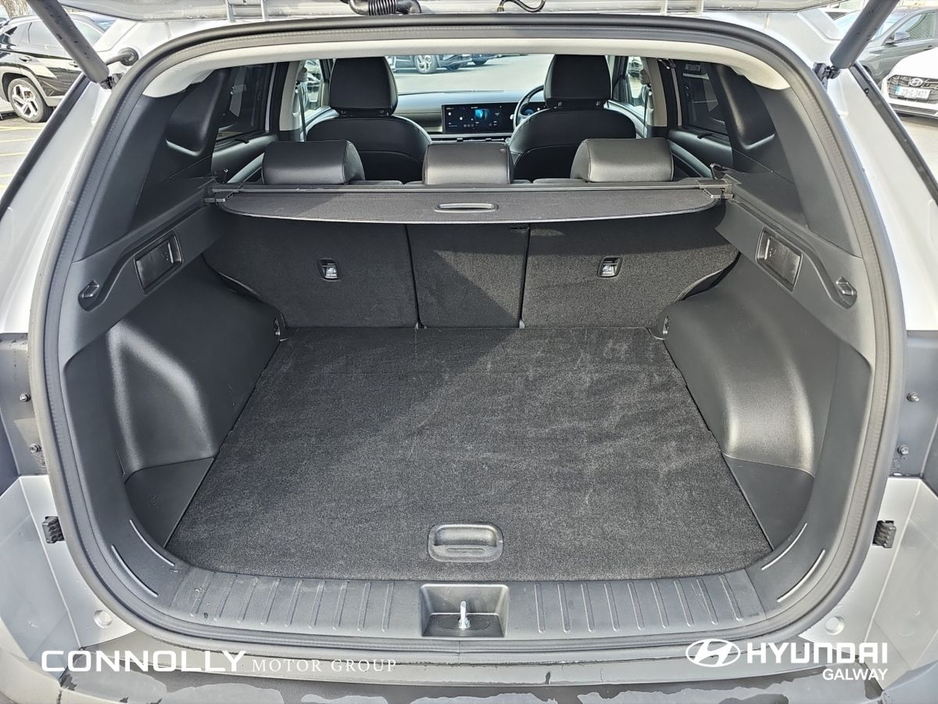 2025 Hyundai Tucson - image 8