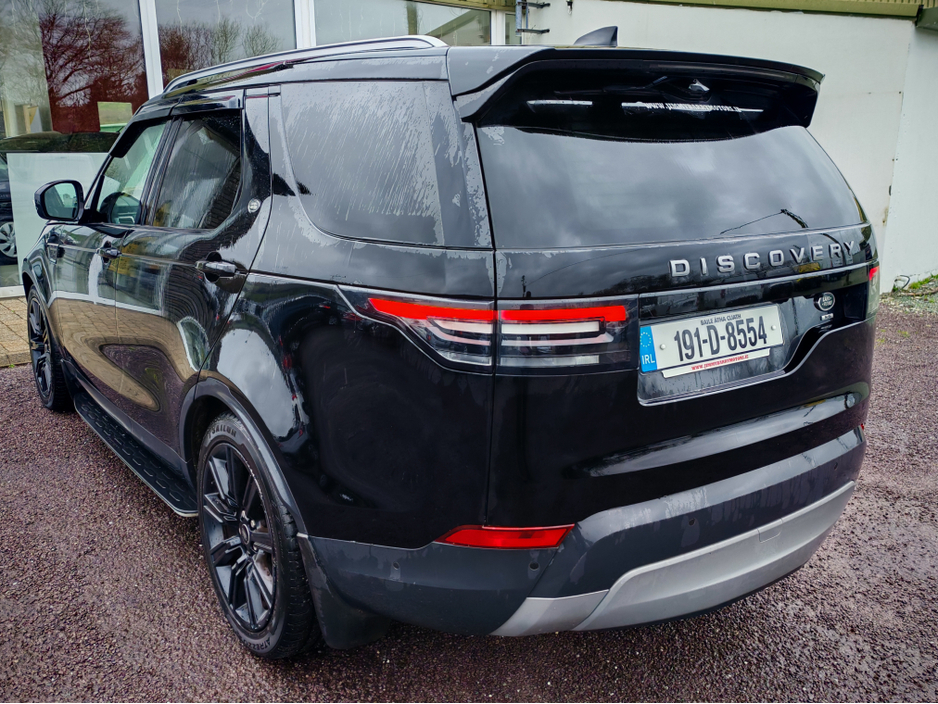 2019 Land Rover Discovery - image 6