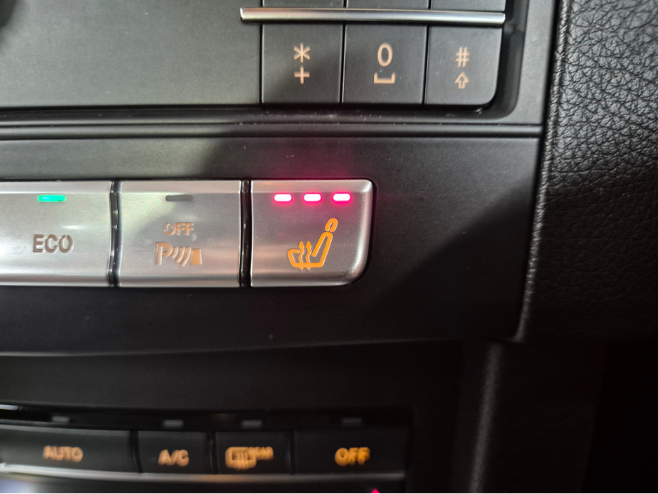 2015 Mercedes-Benz E Class - image 21