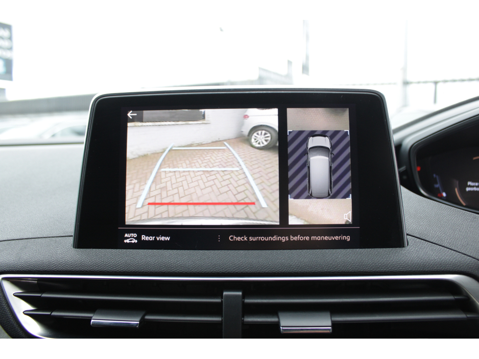 2019 Peugeot 5008 - image 15