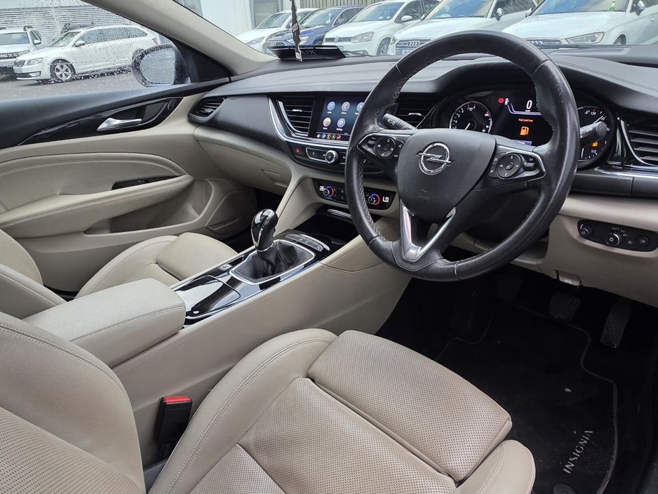 2019 Opel Insignia 1.5 (140PS) Turbo 120 Years €13,950