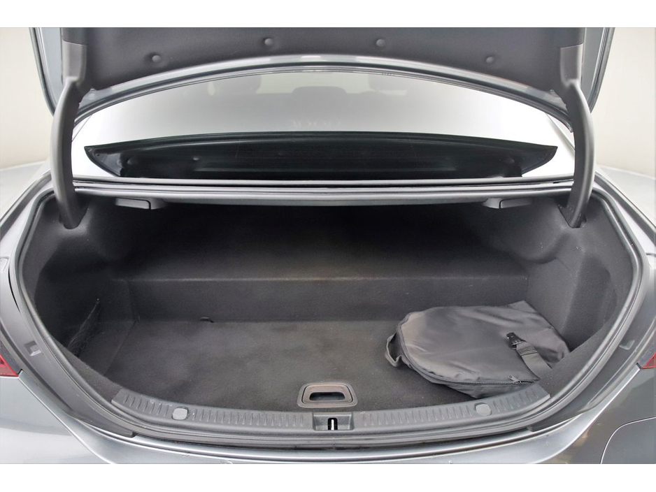 2022 Mercedes-Benz E Class - image 27