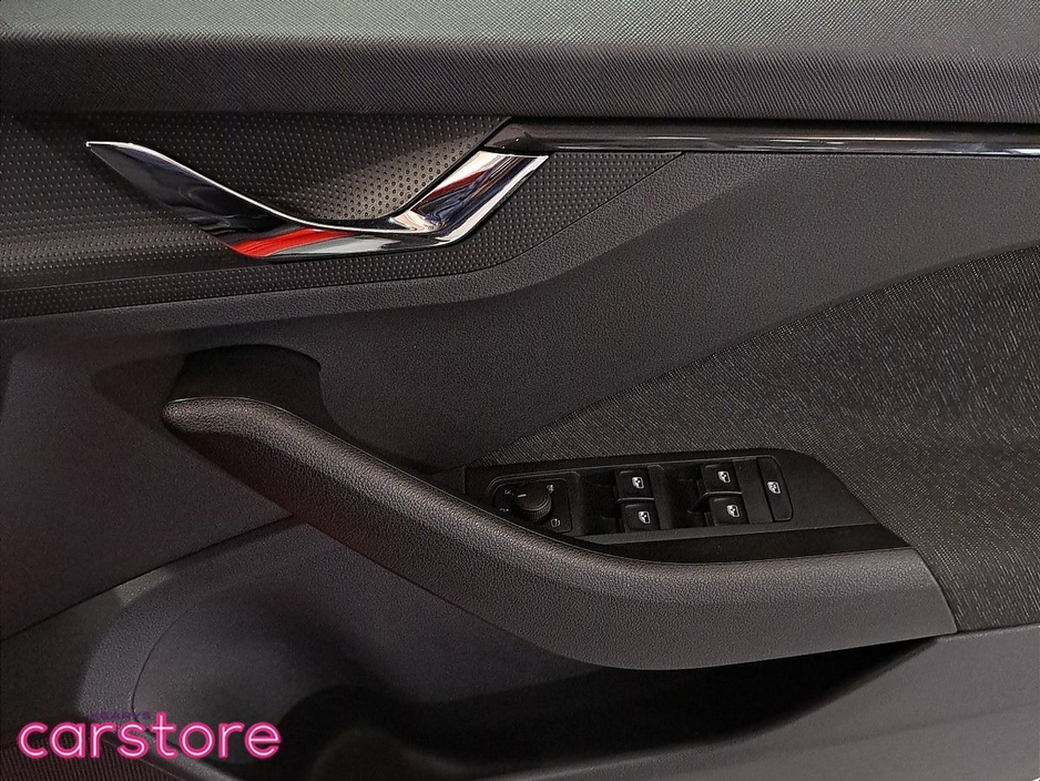 2020 Skoda Kamiq - image 16