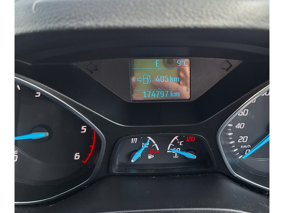 2016 Ford Kuga - image 6