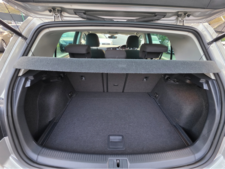 2019 Volkswagen Golf 1.2 TSI COMFORTLINE VIRTUAL COCKPIT - NAVIGATION -CARPLAY ANDROID AUTO - REVERSING CAMERA - LOW ROAD TAX BAND €18,750