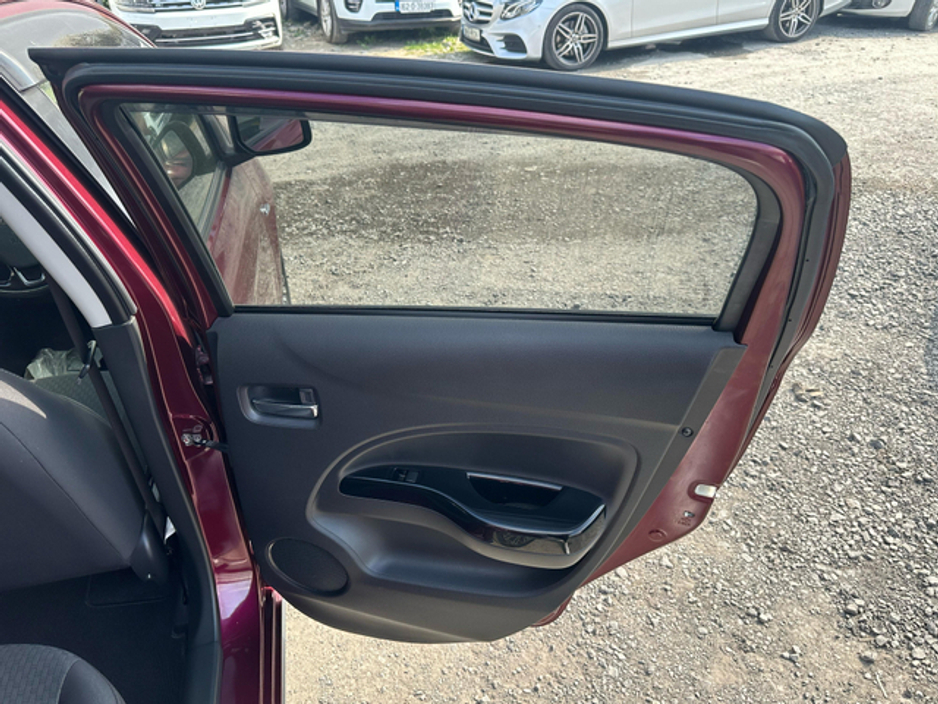 2019 Mitsubishi Mirage - image 13