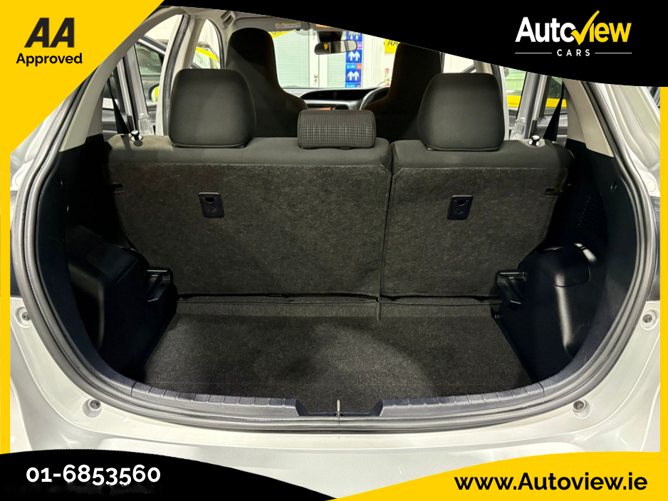 2019 Toyota Yaris /Vitz 1.5 Self-Charging Hybrid Automatic. AA APPROVED // FINANCE & NATIONWIDE DELIVERY AVAILABLE // SIMI DEALER €12,995