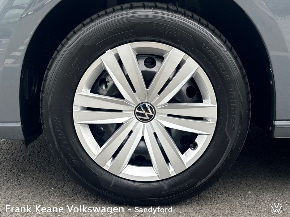 2026 Volkswagen Caddy - image 9