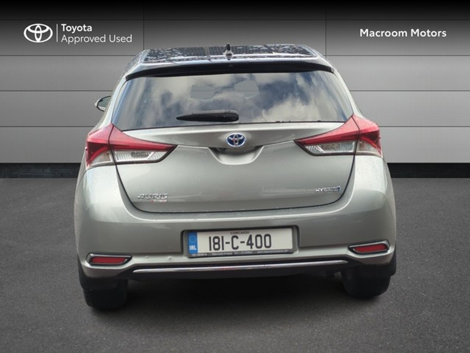 2018 Toyota Auris AURIS HYBRID LUNA SPORT €17,950