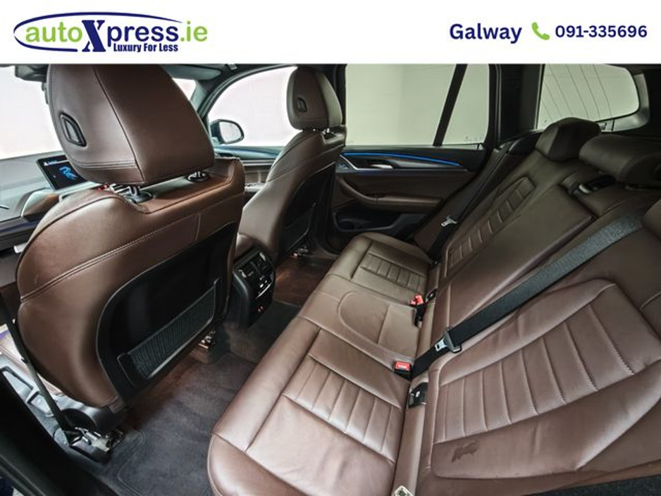 2022 BMW X3 - image 16