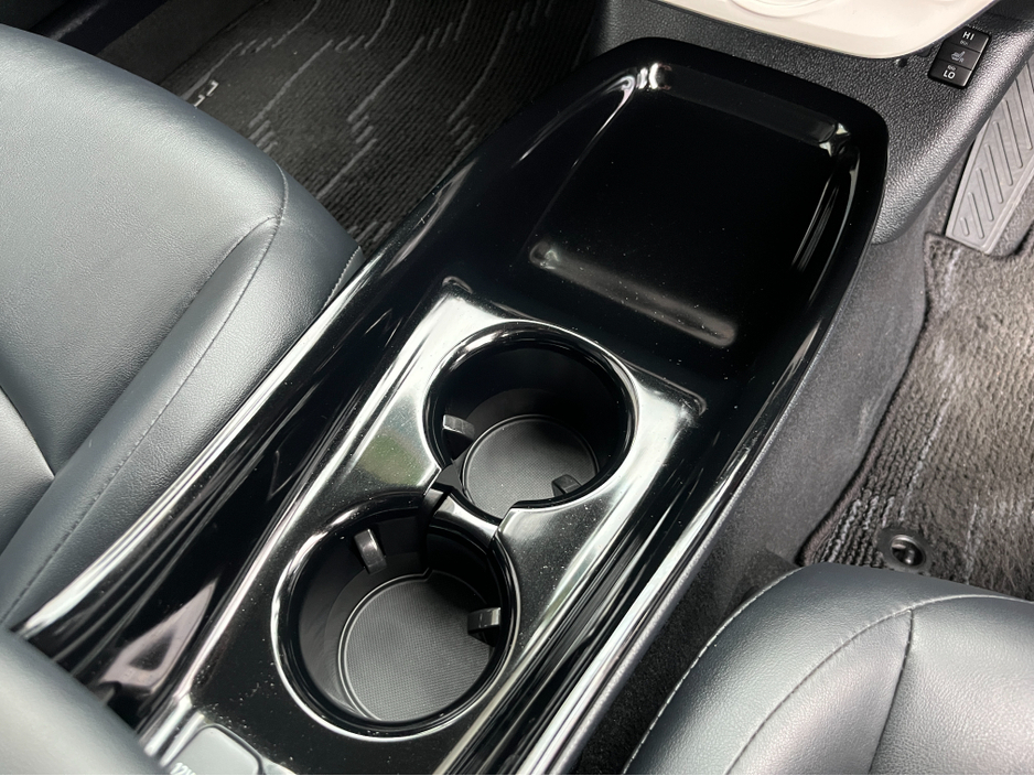 2018 Toyota Prius TOURING SELECTION AUTOMATIC 1.8 HYBRID PETROL //HIGH SPEC//FULL LEATHER HEATED SEATS//HEAD UP DISPLAY//ADAPTIVE CRUISE CONTROL//REVERSE CAMERA// €16,950