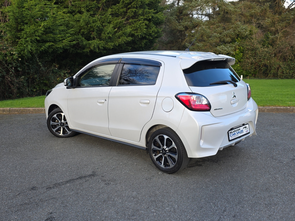 2022 Mitsubishi Mirage  €13,879
