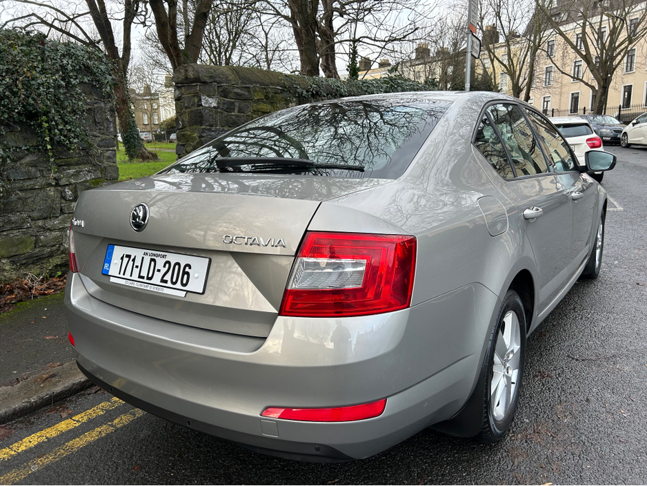 2017 Skoda Octavia AMBITION 1.6 TDI 90HP 4 4DR €10,495