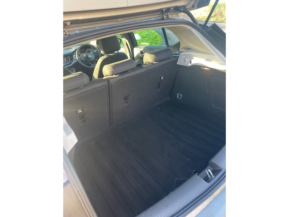 2016 Vauxhall Astra  €7,250