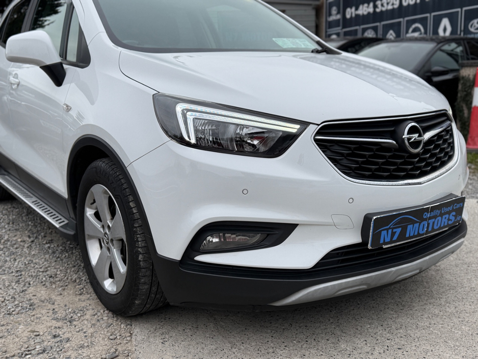2017 Opel Mokka - image 10