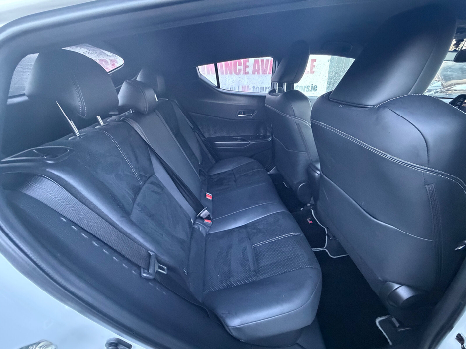 2023 Toyota C-HR 1.8 HYBRID GR Sport €35,000