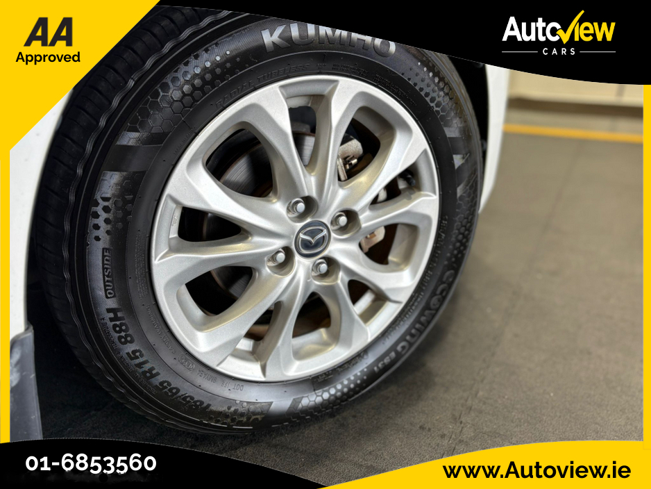 2015 Mazda Mazda2 - image 13