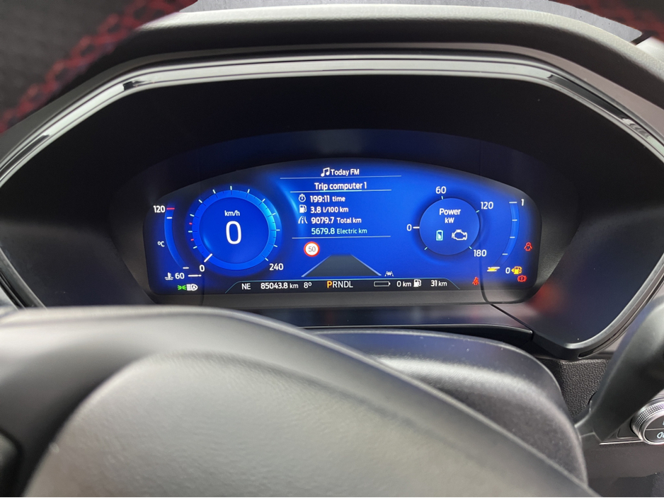 2023 Ford Kuga - image 13