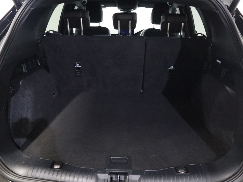 2022 Ford Kuga - image 25