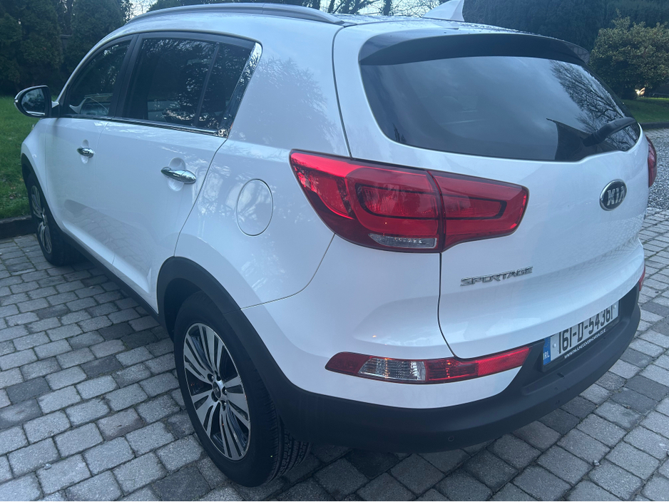 2016 Kia Sportage 3 ISG 114BHP 5DR**//**BLACK LEATHER INTERIOR WITH HEATED FRONT SEATS**//**SUNROOF**//**CRUISE CONTROL**//**REVERSING CAMERA**//**WARRANTY!!!! €11,995