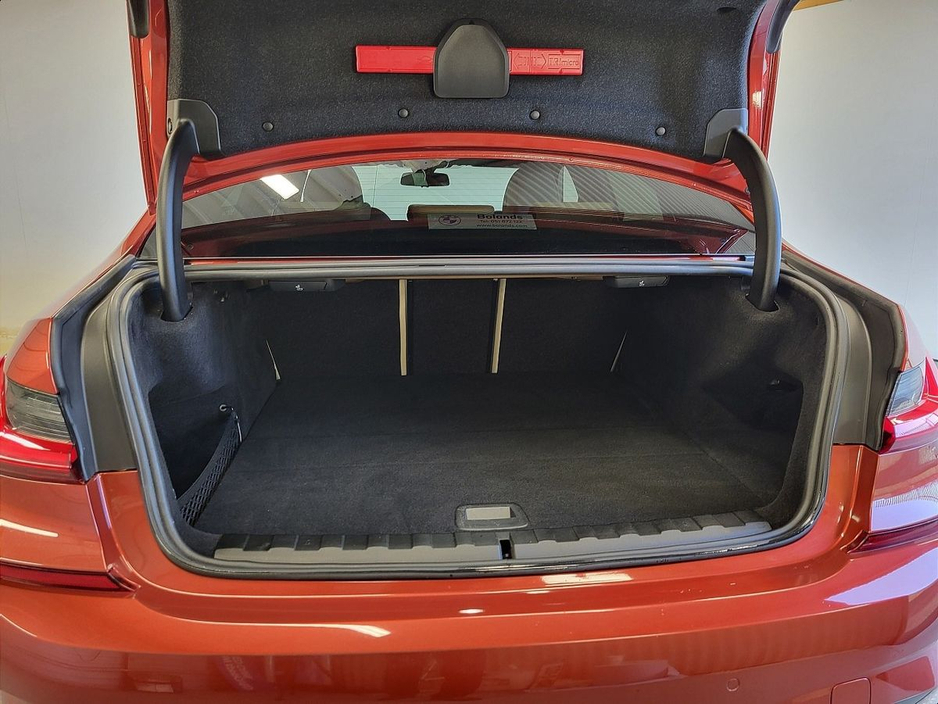 2021 BMW 3 Series 330e M Sport Auto €31,975