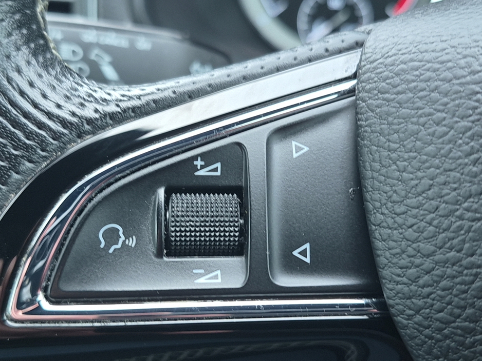 2019 Skoda Karoq - image 20