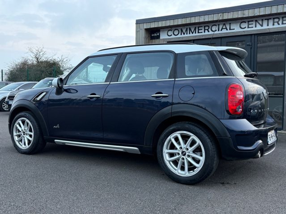 2016 MINI Hatch - image 6