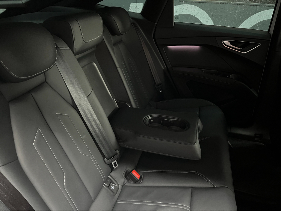 2023 Audi Q4 e-tron €35950 2023 AUDI Q4 E-TRON SPORTBACK 40 SLINE ELECTRIC AUTOMATIC / CRUISE CONTROL / 360° PARKING CAMERA / ELECTRIC MEMORY HEATED REAR & FRONT SEATS / PADDLE SHIFTERS / APPLE CARPLAY / AMBIENT LIGHTS €35,950