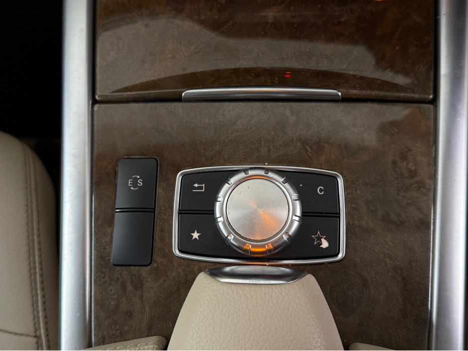 2015 Mercedes-Benz E Class - image 11